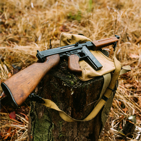 Rifle Experience: 10 Shots Tommy Gun – Clay Pigeon Adventures